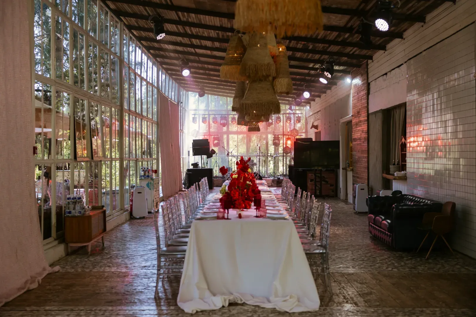 Hall image 0
