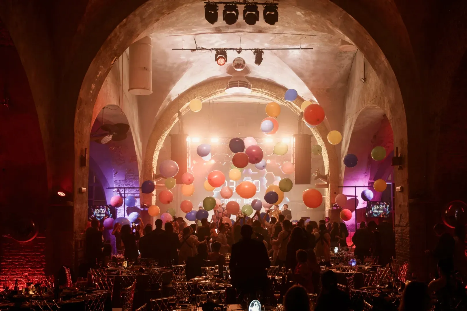 Hall image 0