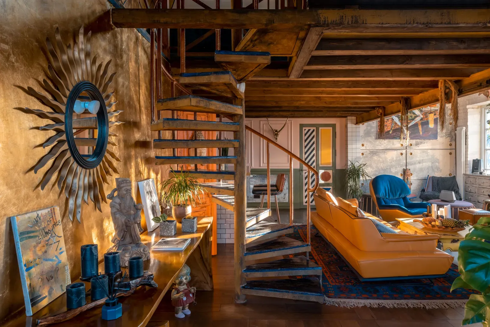 Hall image 0