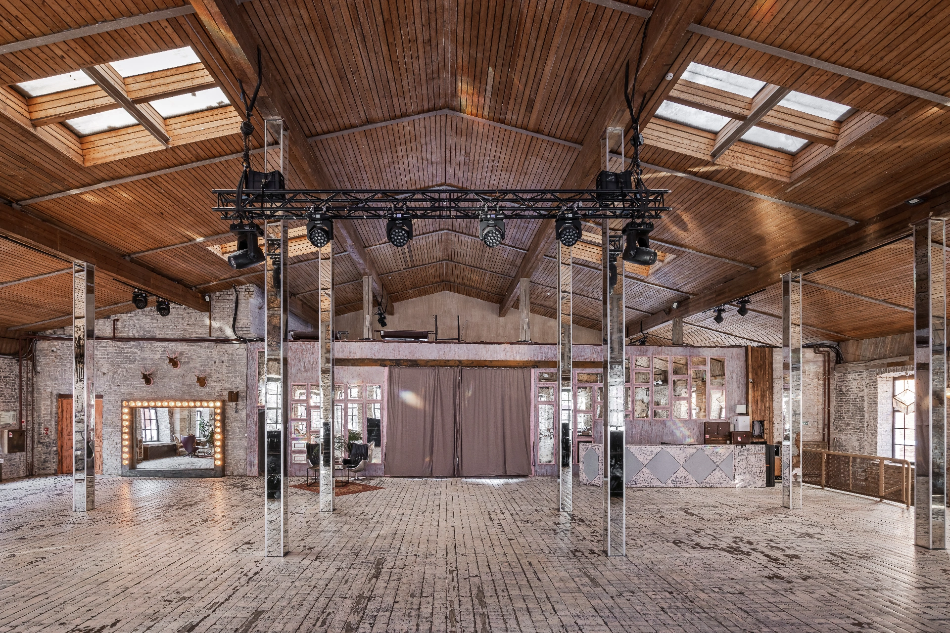 Hall image 4