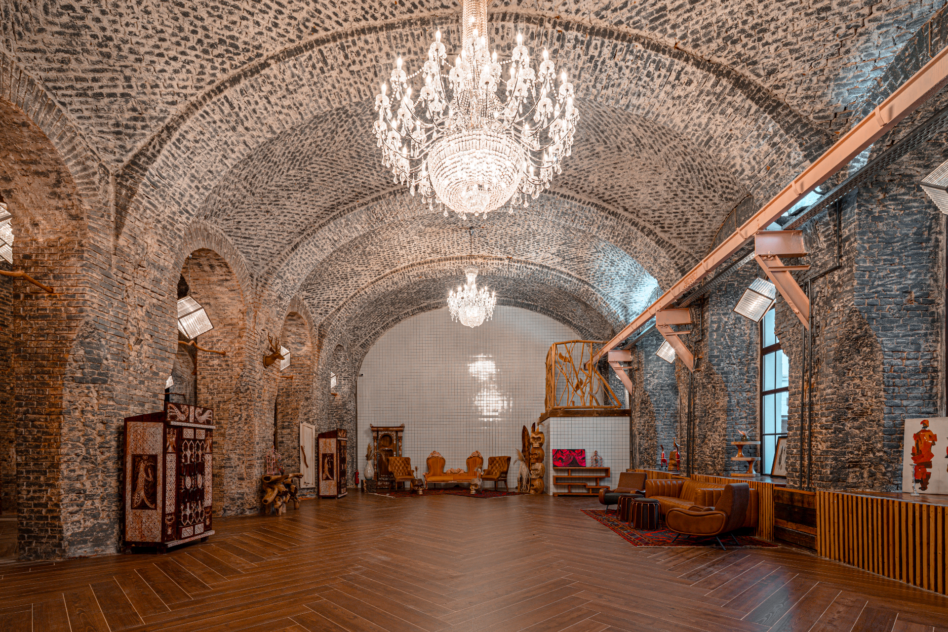 Hall image 0